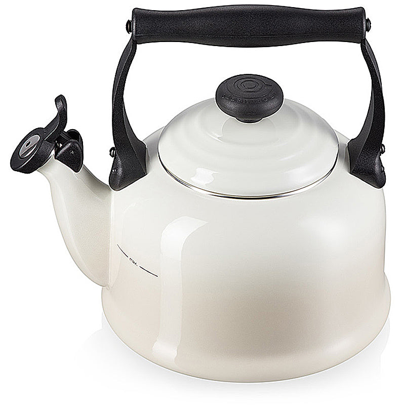 Le Creuset Wasserkessel Tradition 2,1 Liter Meringue