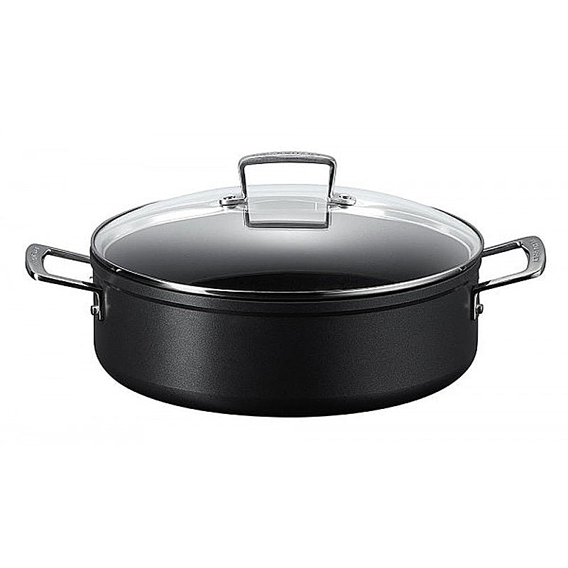 Le Creuset Non-Stick Sauté Pan 28cm: Versatile & Robust