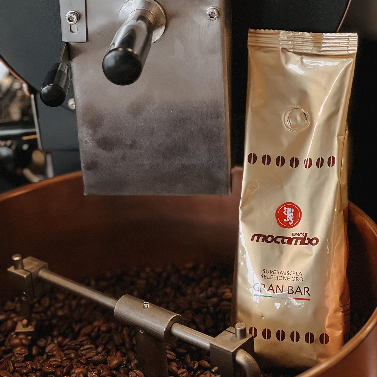 Drago mocambo Caffè Gran Bar Packung im Trommelröster