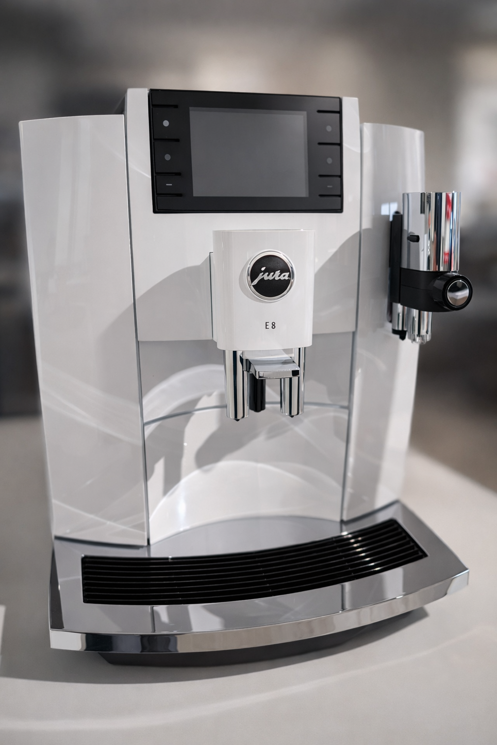 JURA E8 Piano White (EC) - Ausstellungsgerät