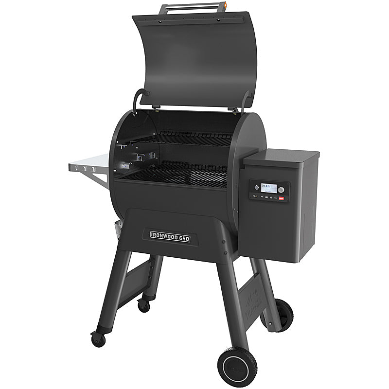 Traeger IRONWOOD 650 - SCHWARZ Pellet Grill im Set Schutzhülle & Frontablage