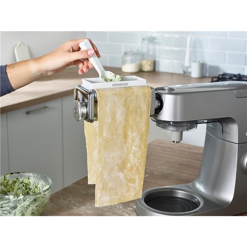 Kenwood Ravioli-Aufsatz, für 3x4,5cm Teigtaschen, manuelle Steuerung, Reinigungsbürste, Einfülllöffel KAX93.A0ME