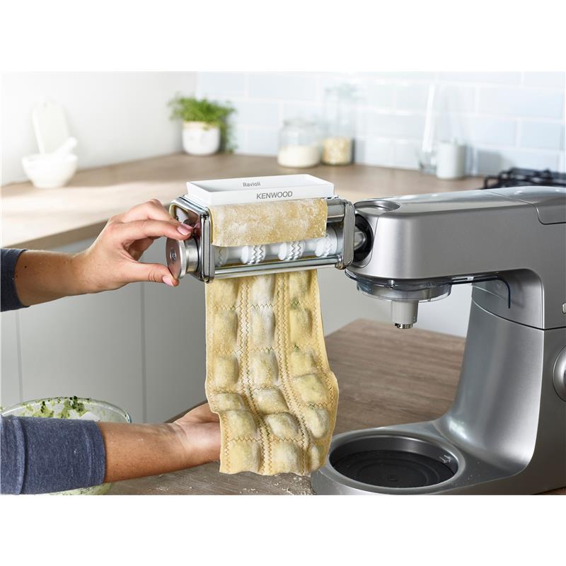 Kenwood Ravioli-Aufsatz, für 3x4,5cm Teigtaschen, manuelle Steuerung, Reinigungsbürste, Einfülllöffel KAX93.A0ME
