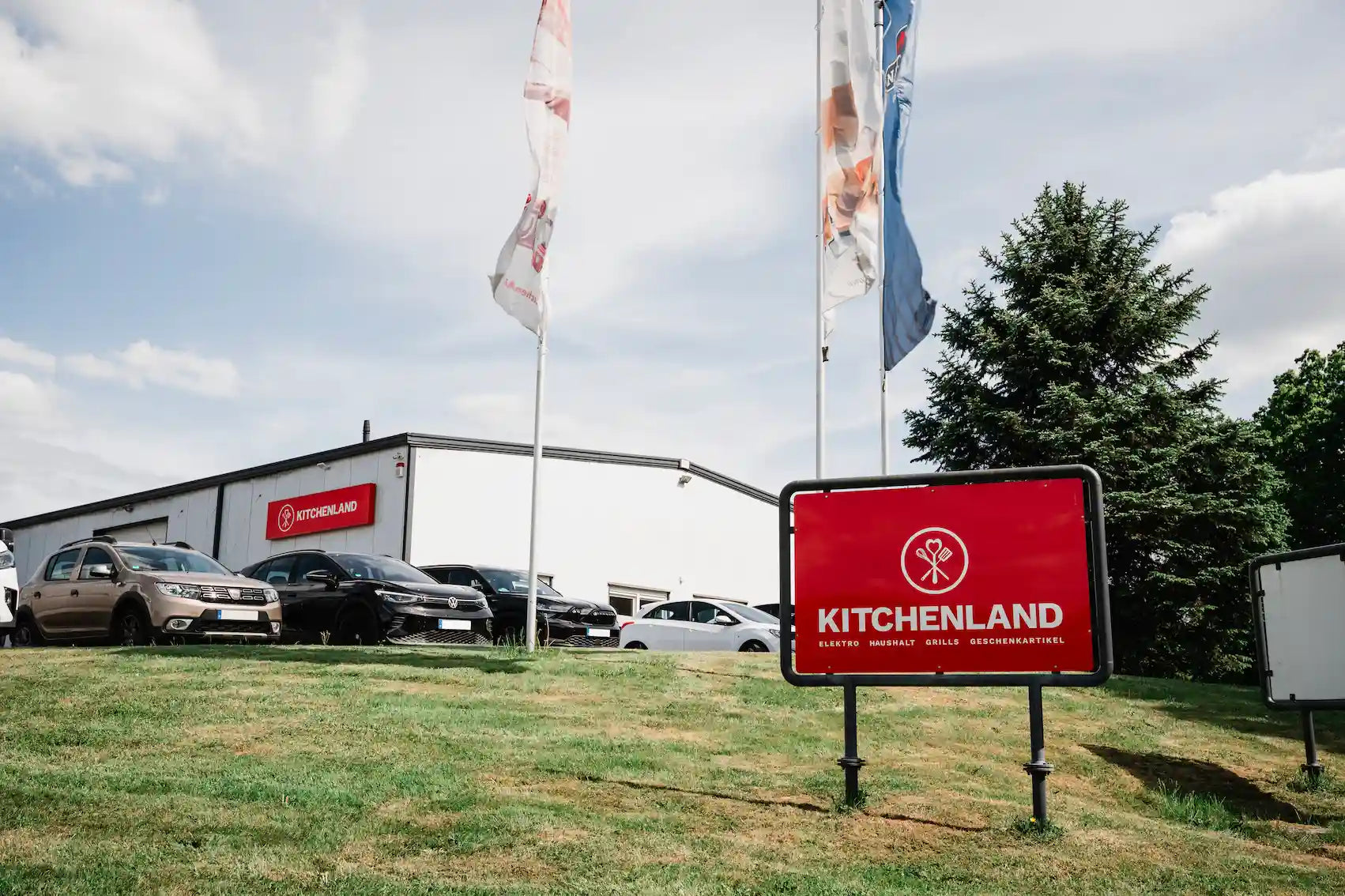 kitchenland-store-hero