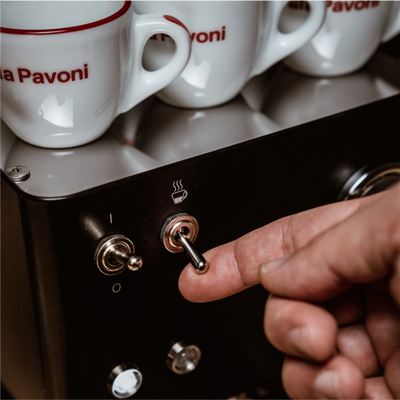 La Pavoni Kompakte Siebträgermaschine CASA BAR BLACK LPMCBN01EU