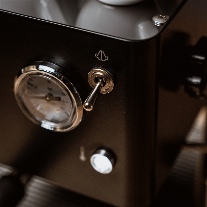 La Pavoni Kompakte Siebträgermaschine CASA BAR BLACK LPMCBN01EU