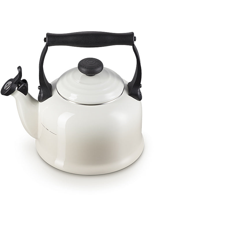 Le Creuset Wasserkessel Tradition 2,1 Liter Meringue