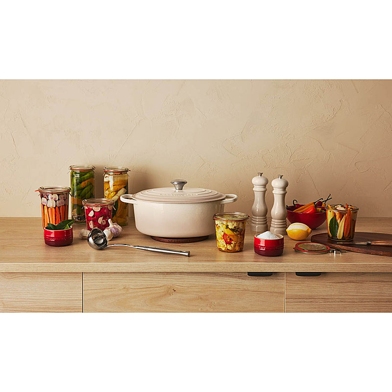 Le Creuset Signature Oval Roaster 31 cm Meringue