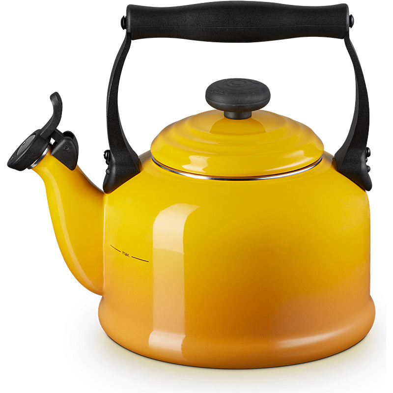 Le Creuset Wasserkessel Tradition 2,1 Liter Nectar