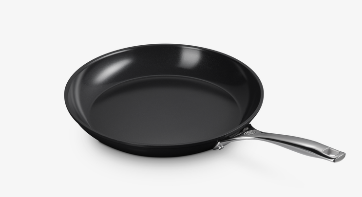 Le Creuset Essential Keramik-Antihaft Pfanne flach 20 cm