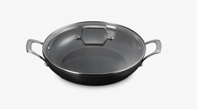 Le Creuset Essential Keramik-Antihaft Profipfanne 28 cm mit Glasdeckel
