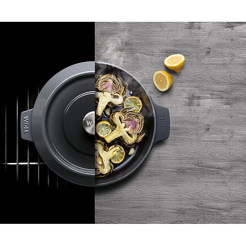 WOLL Kasserolle 28cm Gusseisen mit Silikongriffschutz 3,7l Carbon Grey 828CI-030