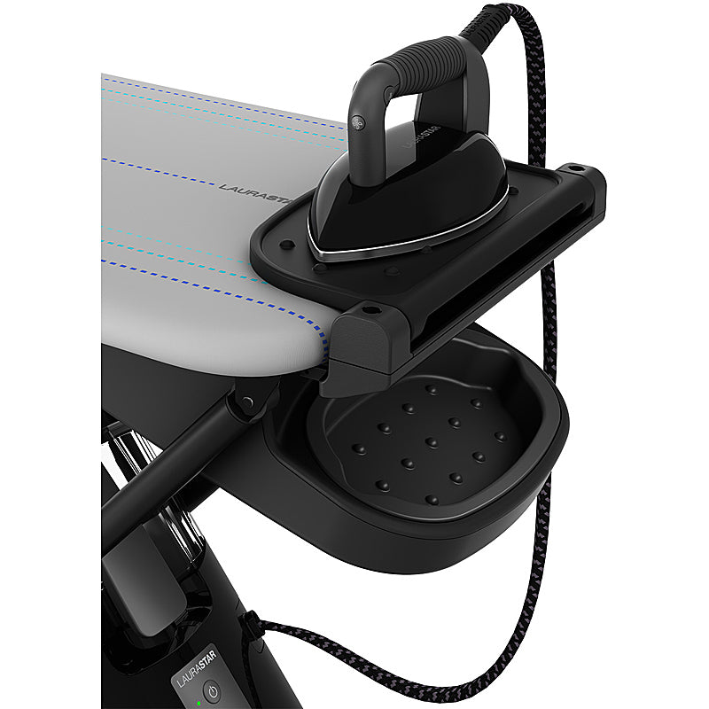 LauraStar Smart M ironing station