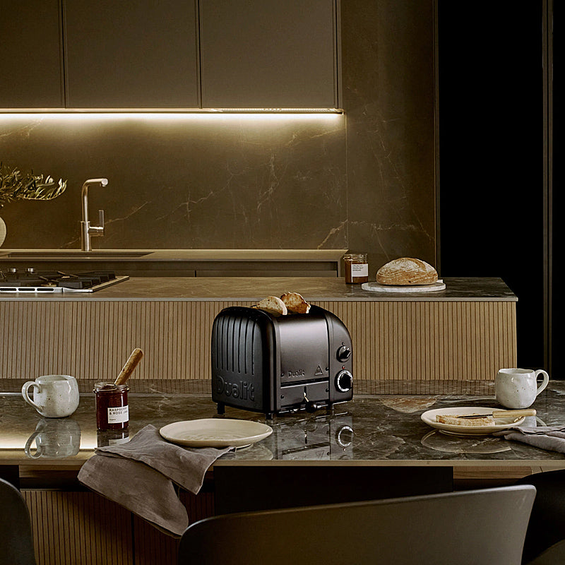 Dualit Classic Toaster 2-Schlitz New Generation Stealth Schwarz matt