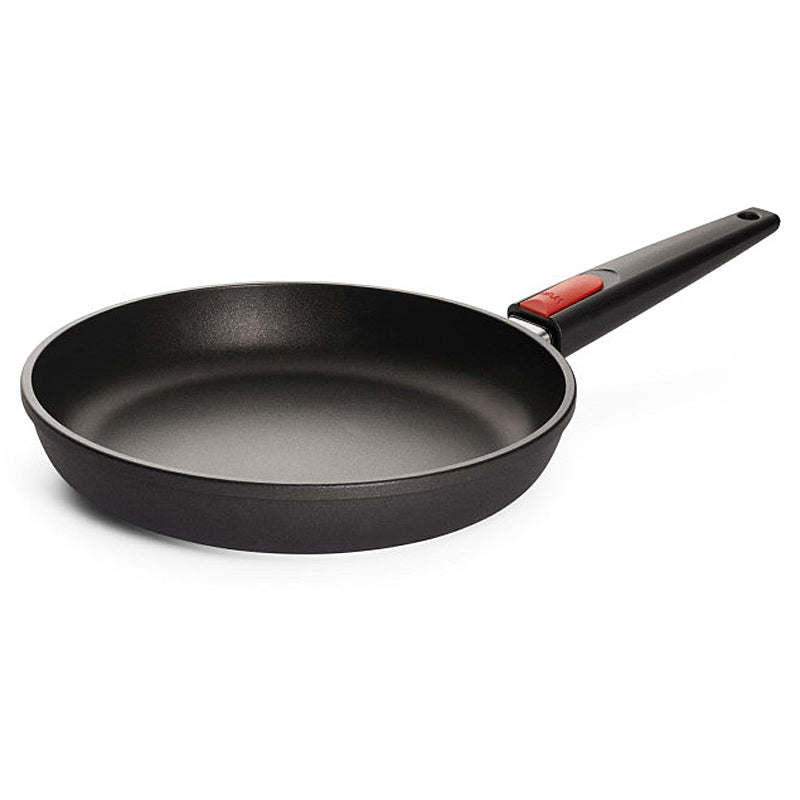 WOLL NOWO INDUCTION LINE cast iron pan, 26 cm Ø; 5 cm high; with removable handle 1526IL