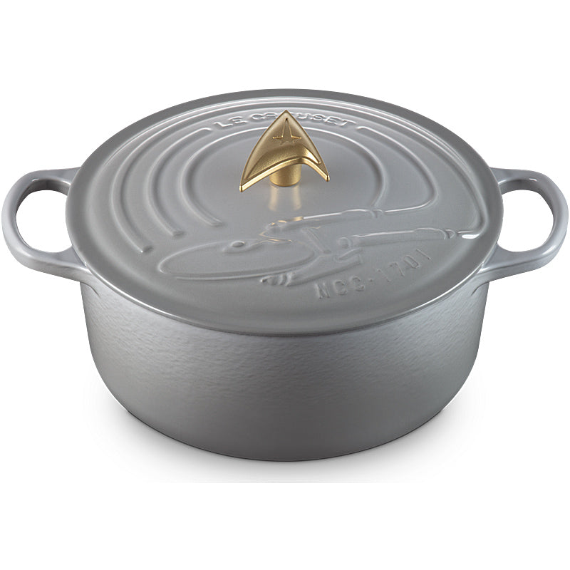 Le Creuset Enterprise Bräter mit Sternenflotte-Delta Deckelknopf  26cm Perlgrau aus Gusseisen