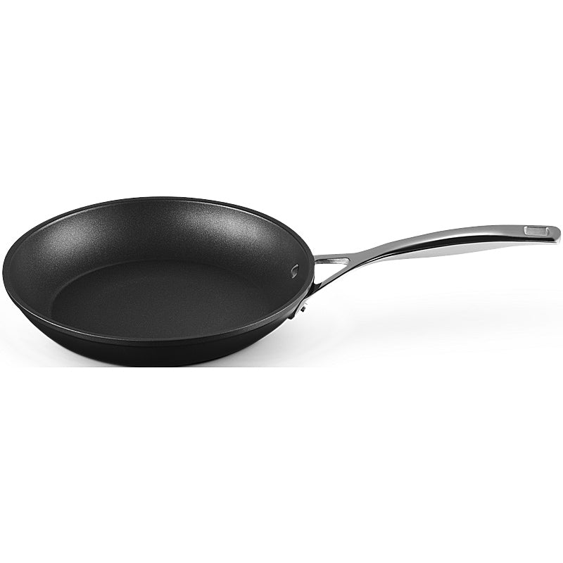 Le Creuset Aluminium Non-Stick Pan Set 24cm and 28cm