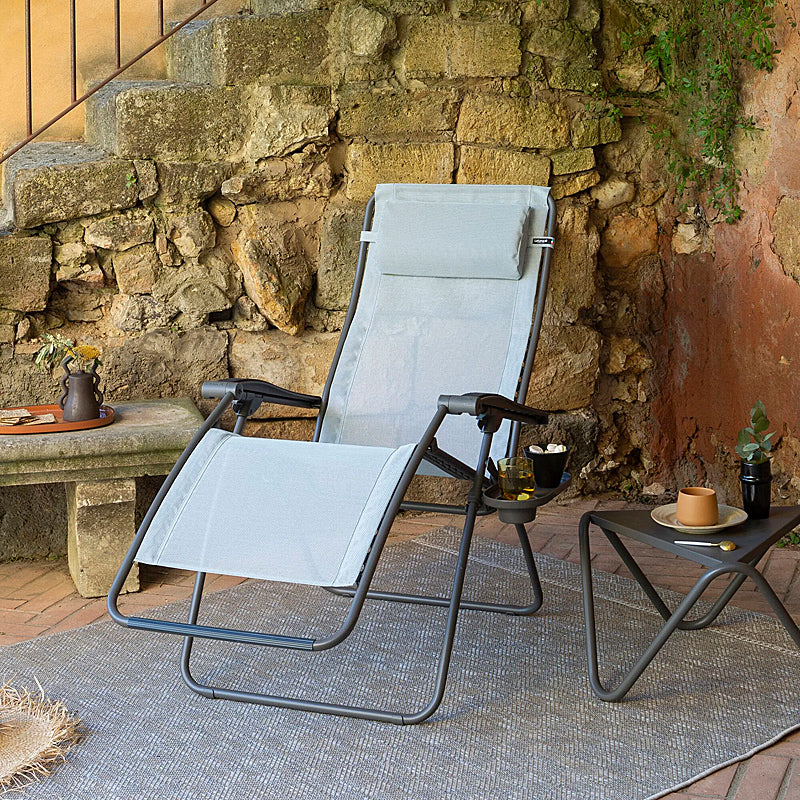 Lafuma RSXA Relaxing Chair Color Ciel Cover Batyline LFM2035-9711