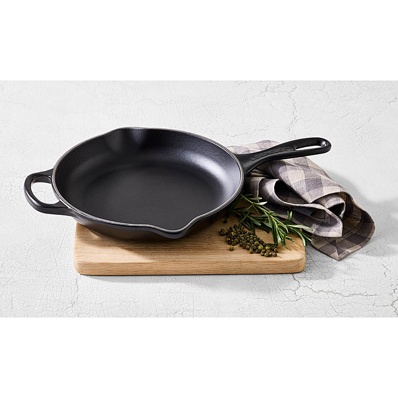 Le Creuset Brat- und Servierpfanne Signature 23cm Schwarz
