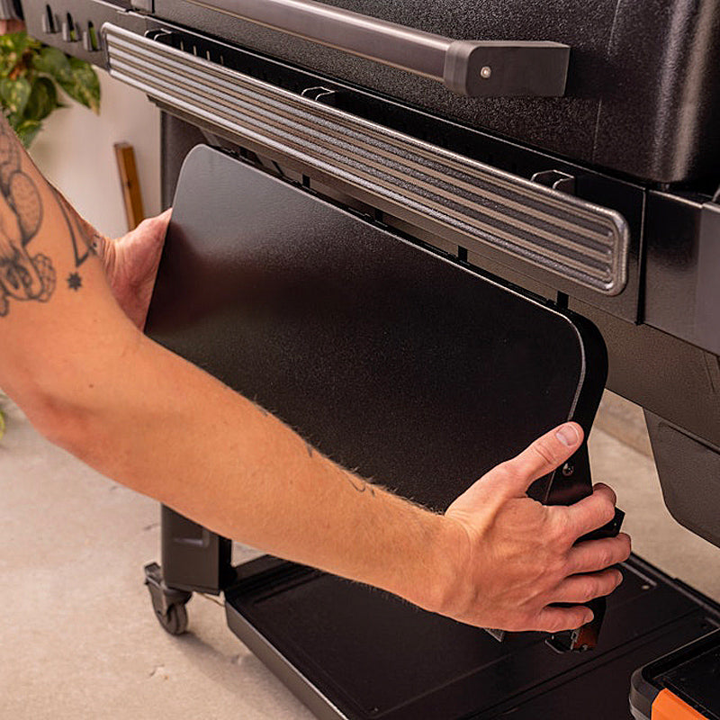 Traeger P.A.L. Frontablage klein BAC766 - klappbare Ablage für Woodridge Pelletgrills