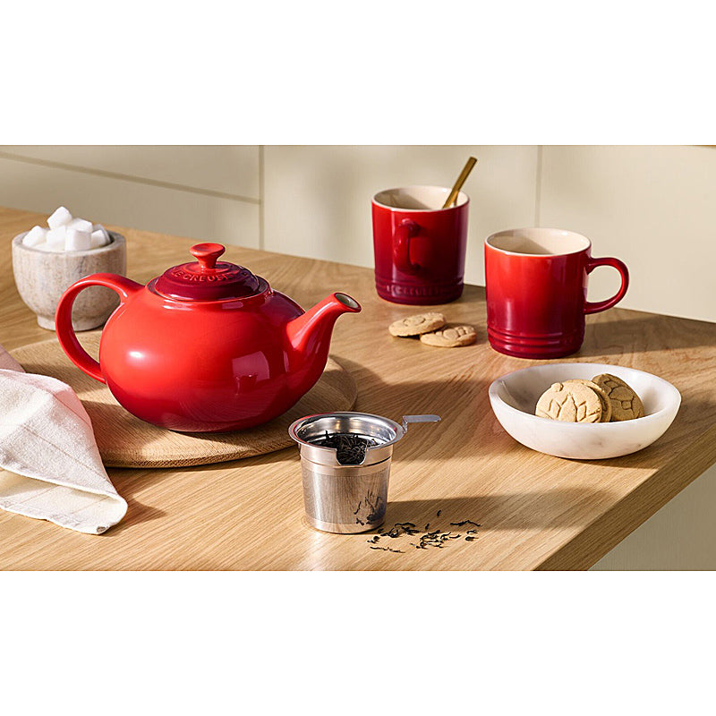 Le Creuset Teekanne mit Sieb 1,3 l Kirschrot