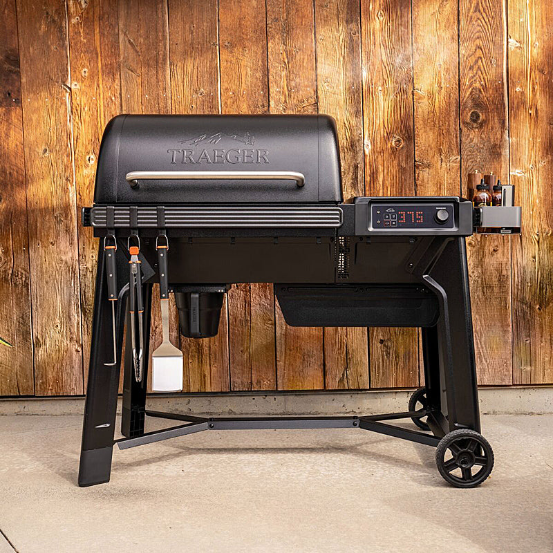 Traeger Woodridge Pellet Grill