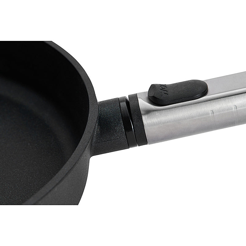 WOLL DIAMOND XR logic pro cast iron pan 24 cm Ø; 5 cm high; with stainless steel handle 1524PLCI