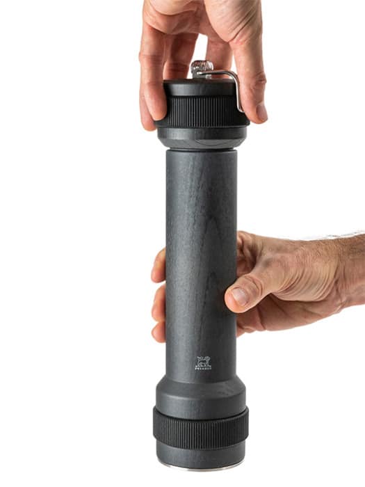 Peugeot BBQ Pfeffermühle graphit mit Licht 30 cm