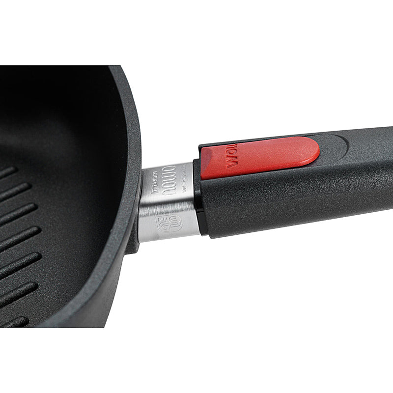 WOLL NOWO INDUCTION LINE cast-iron steak pan, square 28 x 28 cm; 6.5 cm high with grooves; with removable handle 1628-1IL