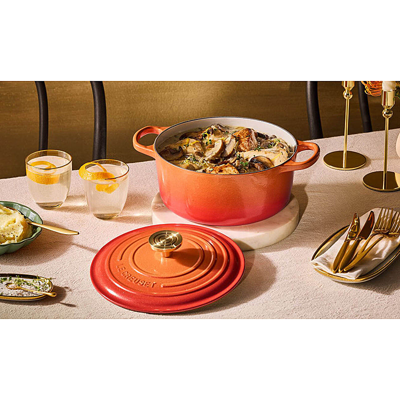 Le Creuset Bräter Signature rund 24 cm Flamme Dorée