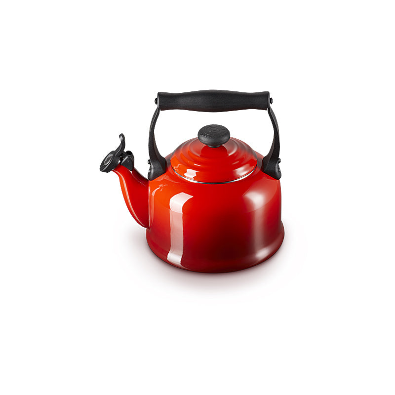 Le Creuset Wasserkessel Tradition 2,1 Liter Kirschrot