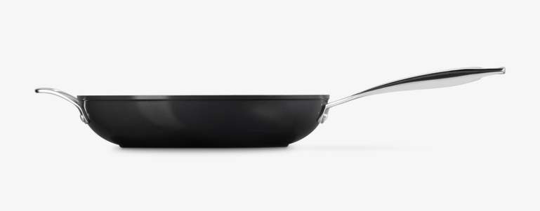 Le Creuset Essential Keramik-Antihaft Pfanne hoch 28 cm mit Gegengriff