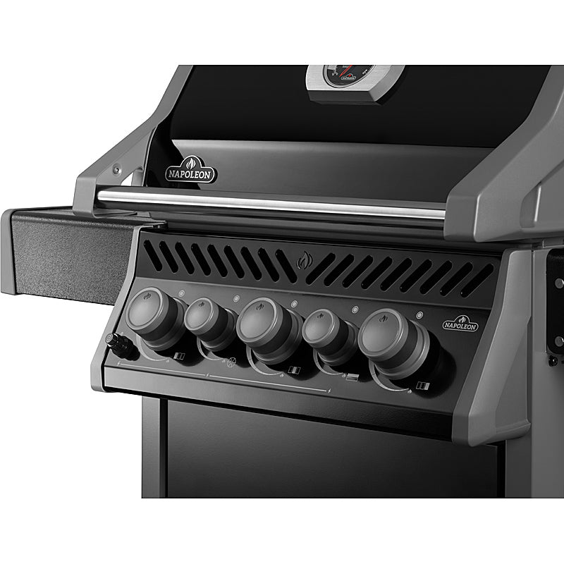 Napoleon Rogue 425 Gasgrill mit Heck- und Seitenbrenner, Schwarz, inkl. Drehspieß