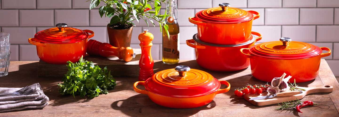 le-creuset-sortiment-ofenrot-gruppenbild