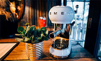 smeg-espressomaschine-detail