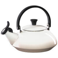 Le Creuset Wasserkessel Zen Meringue