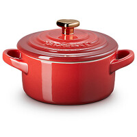 Le Creuset Mini Cocotte Kirschrot mit Herzknopf