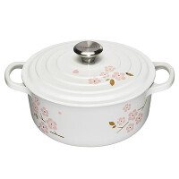 Le Creuset Br&auml;ter rund Signature 20 cm, 
Wei&szlig; mit Sakura-Dekor